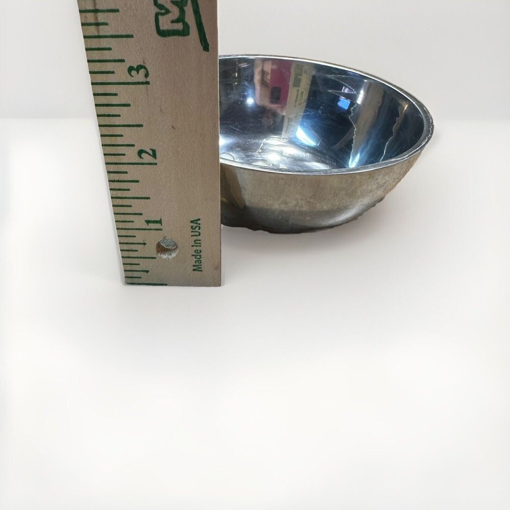 TOWLE Silversmiths 5" Aluminum Bowl Inlaid Mother of Pearl Aster Flower Dip Dish - Picture 3 of 4